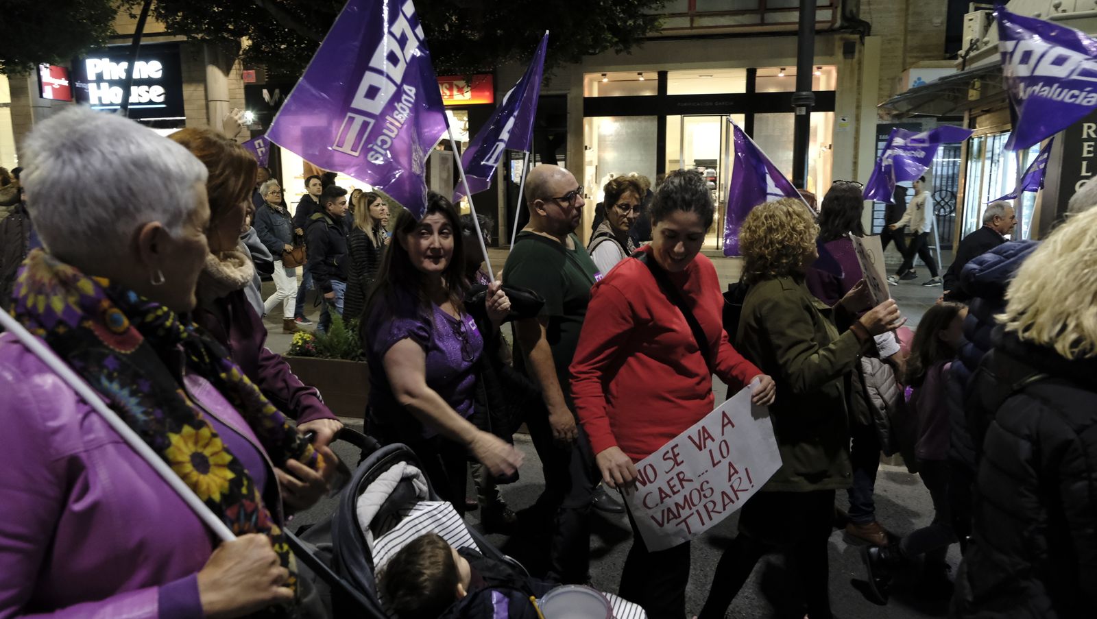 Imágenes de las manifestaciones por el Día de la Mujer en Almería