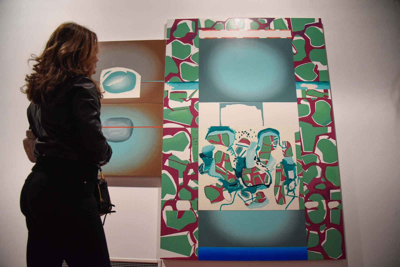 Luis Gordillo, Juan Uslé y Secundino Hernández inauguran la exposición Trifásico