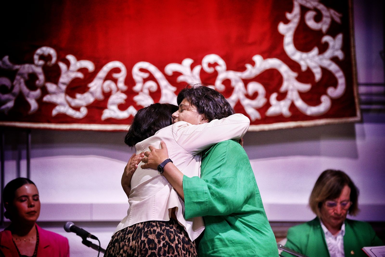 Las imágenes de la investidura de Carmen Álvarez como alcaldesa de Sanlúcar