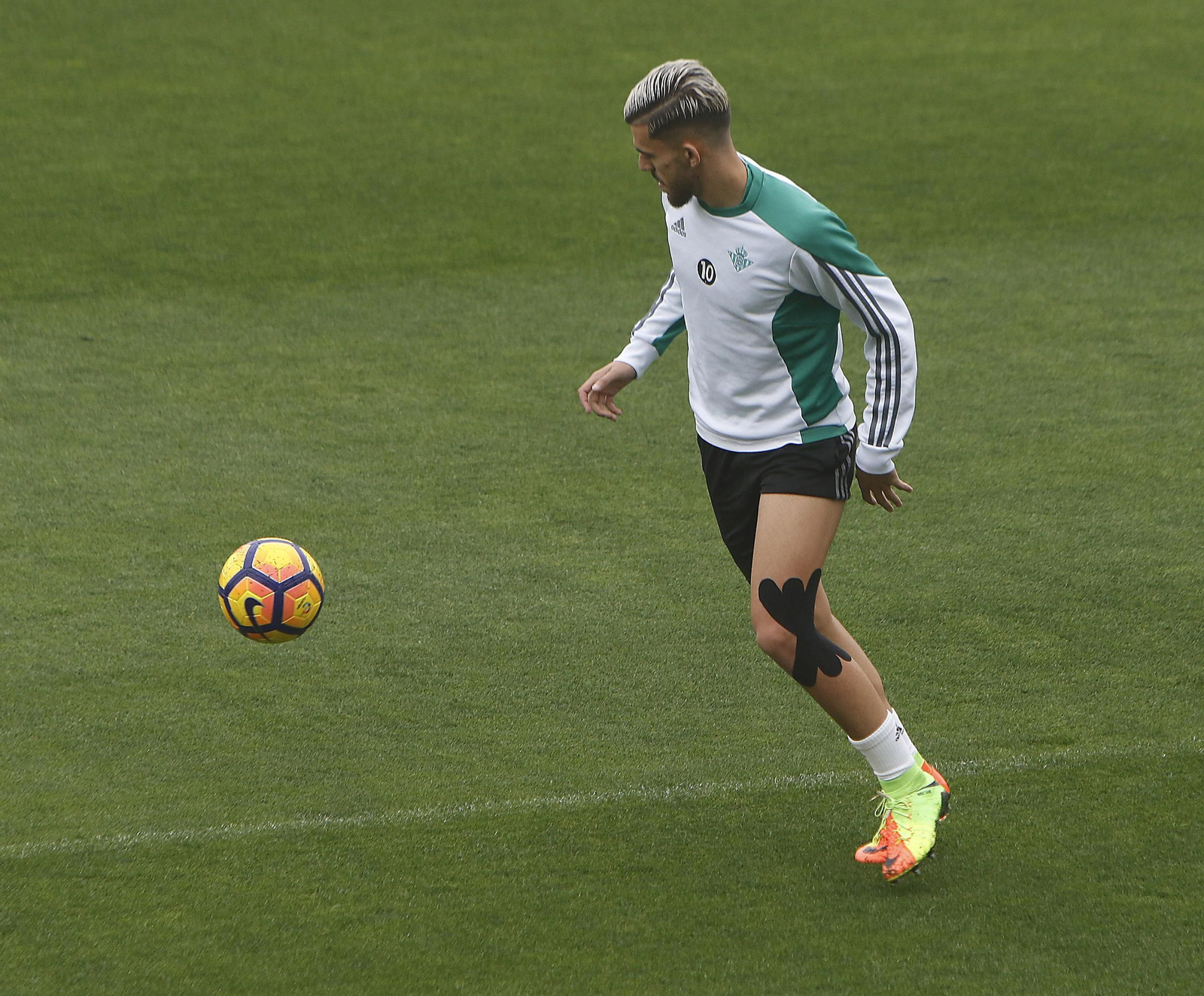 Ceballos ya pasó por chapa y pintura