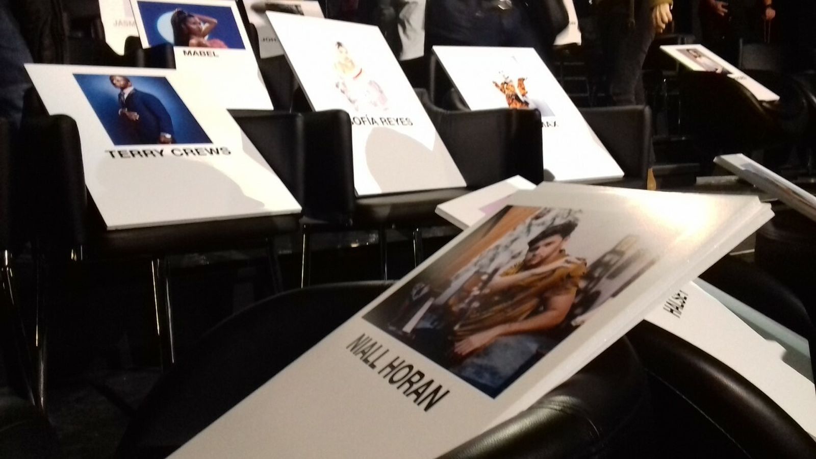 La distribución de los nominados y famosos de la gala