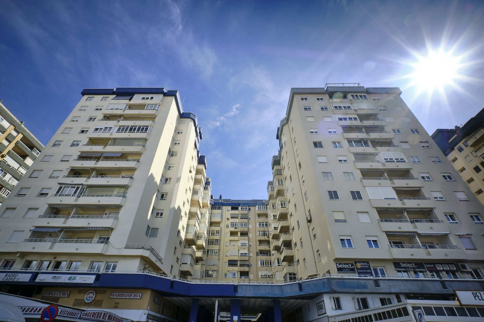 Imagen del conjunto residencial Reina Victoria, obra del arquitecto Antonio Sánchez Martínez-Conde.