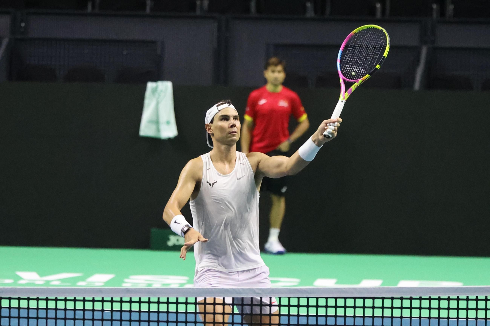 Nadal volea en el Carpena.