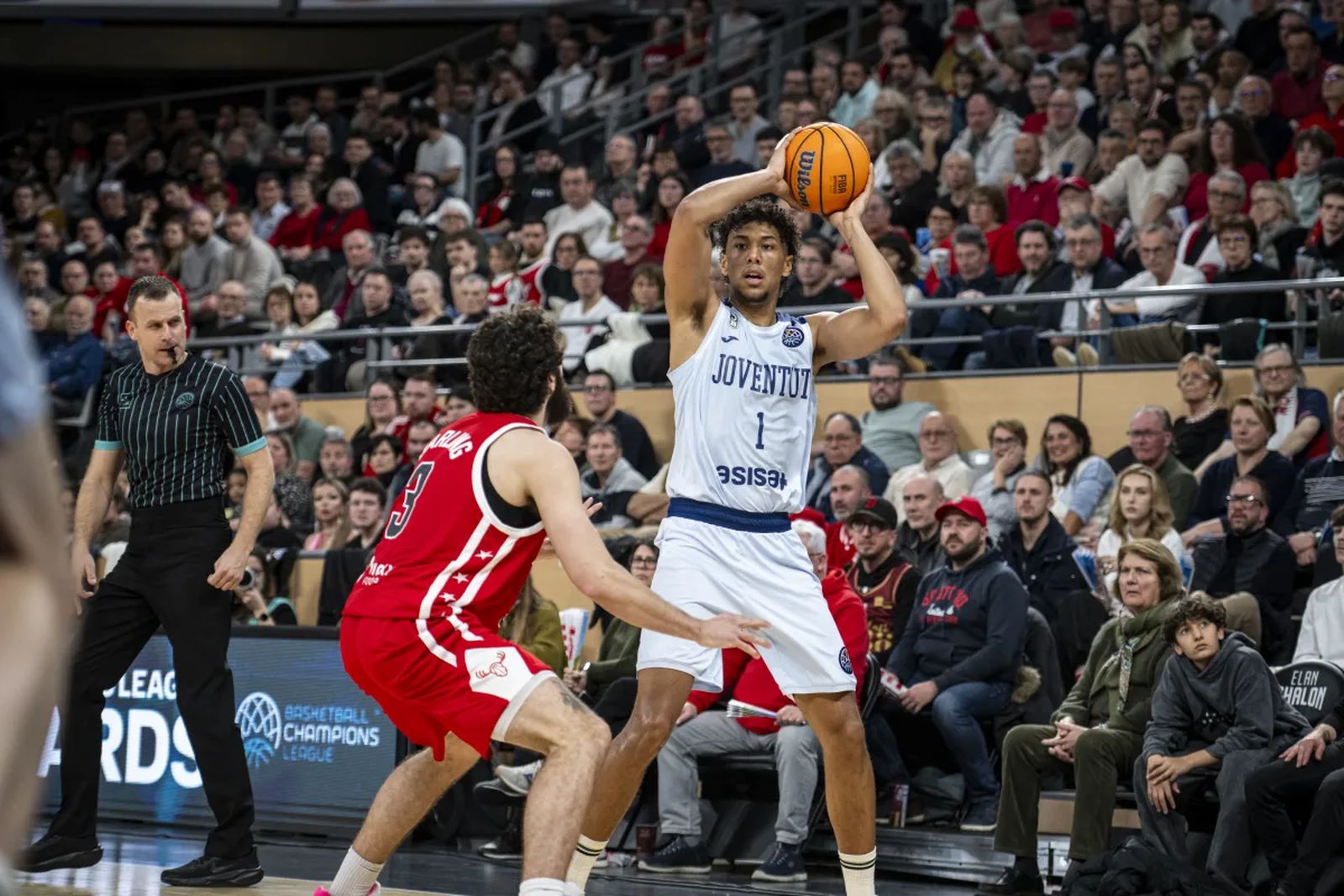 BCL: El Chalon vence al Joventut (84-77) y pone ardiendo el grupo del Unicaja