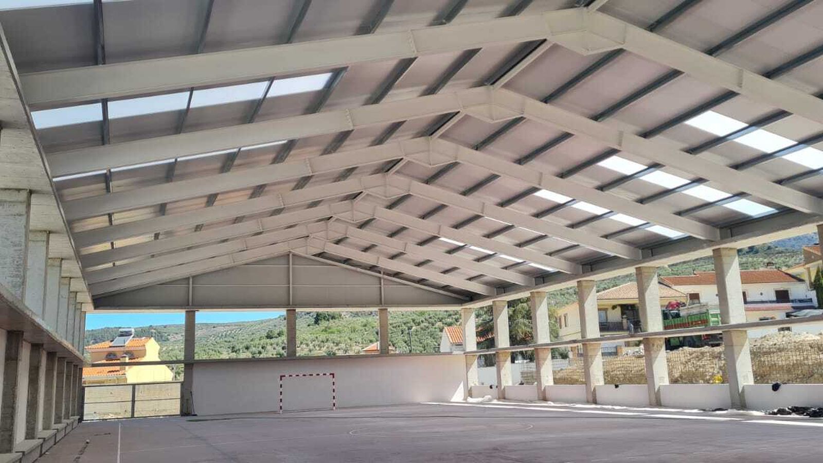 El pabellón municipal es una de las grandes actuaciones de este Gobierno.