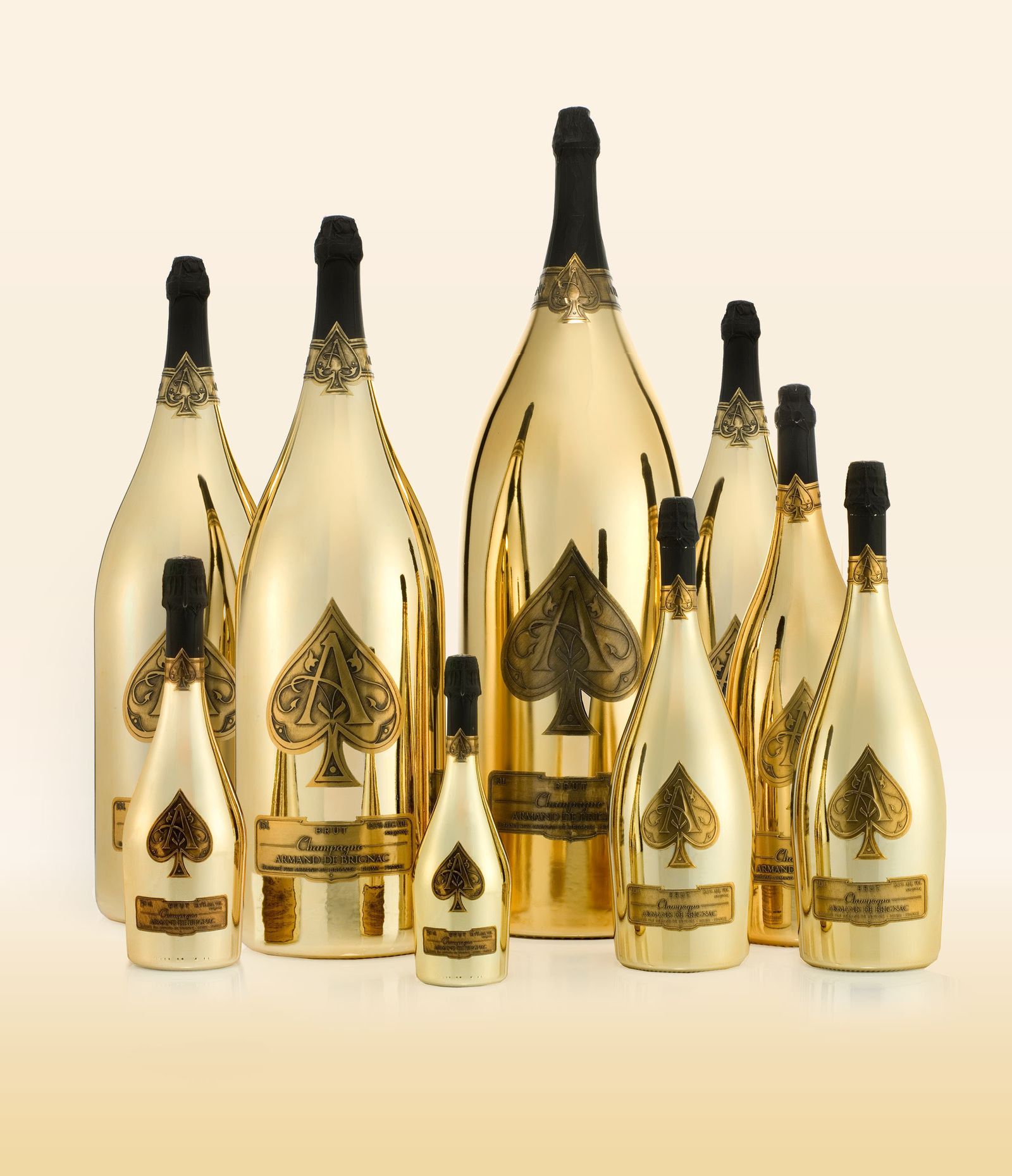 El 'magnum' de Armand de Brignac supera los 8.000 dólares