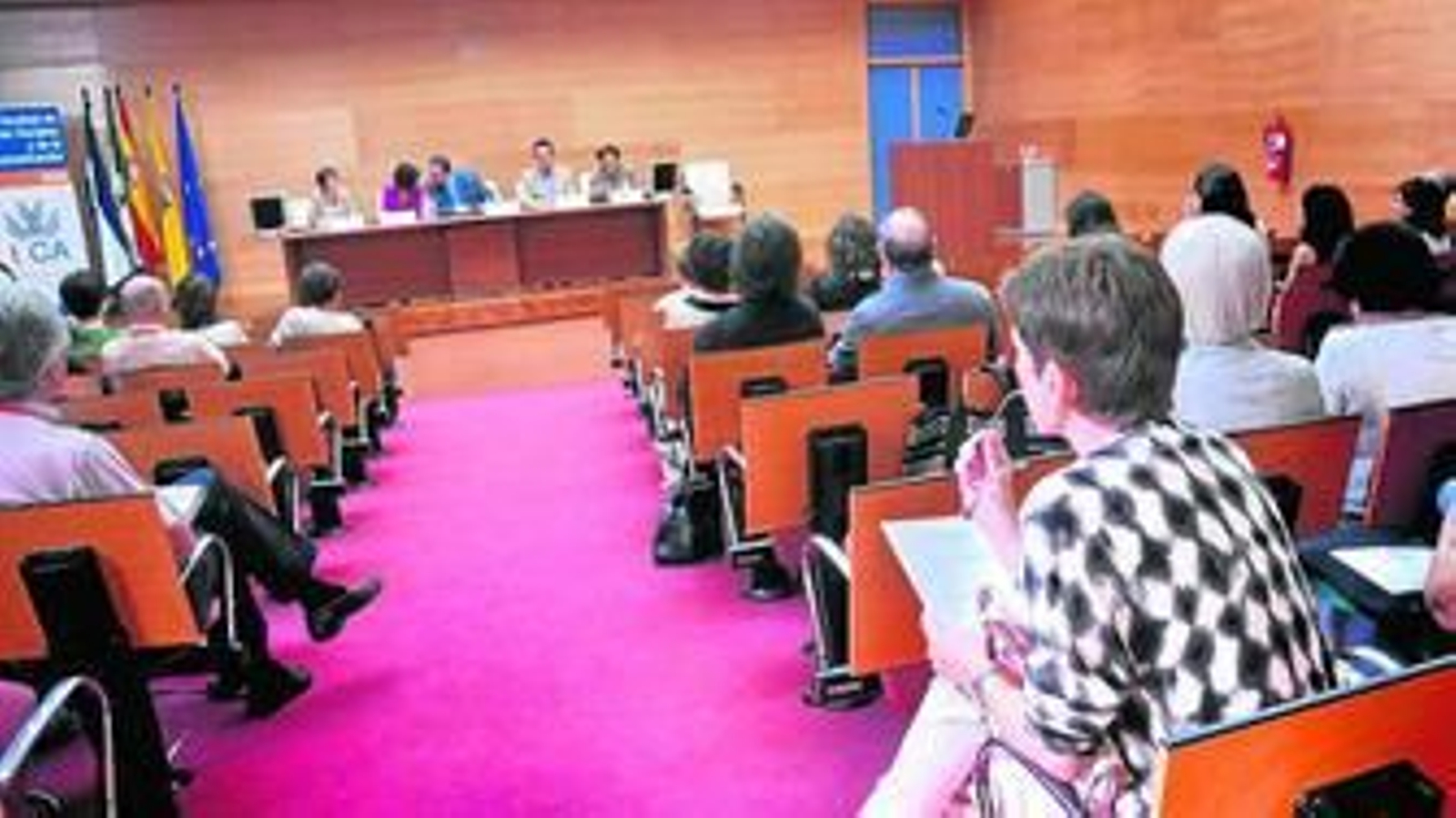 Un momento de la inauguración del congreso ayer en el salón de actos del campus.