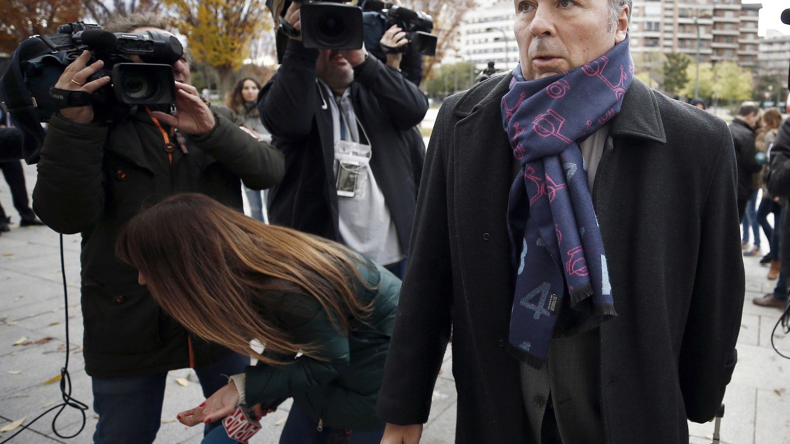 Agustín Martínez, el abogado de tres de los acusados a su llegada a sede judicial