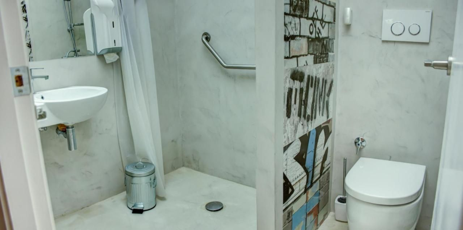 Alójate en un antiguo molino de harina reconvertido en centro de arte en este pueblo de Huelva