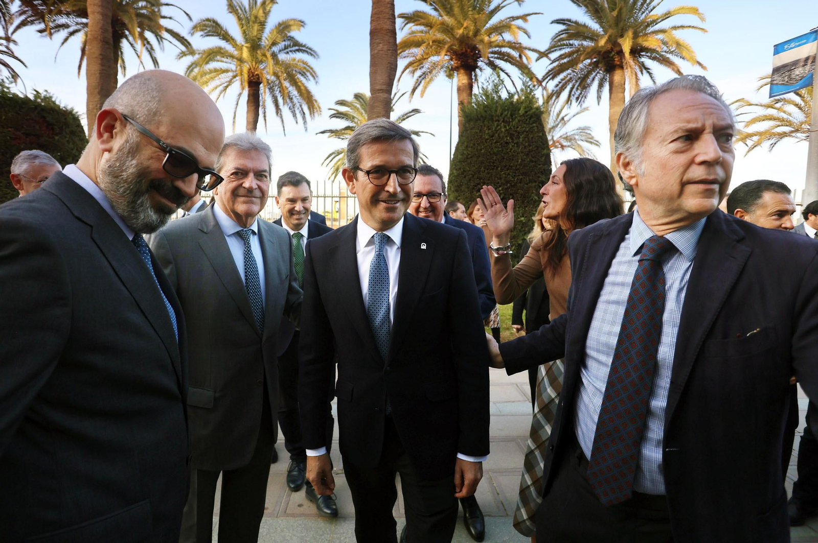 Imágenes del desayuno-coloquio con Jorge Paradela en el Foro Joly Andalucía celebrado en Huelva