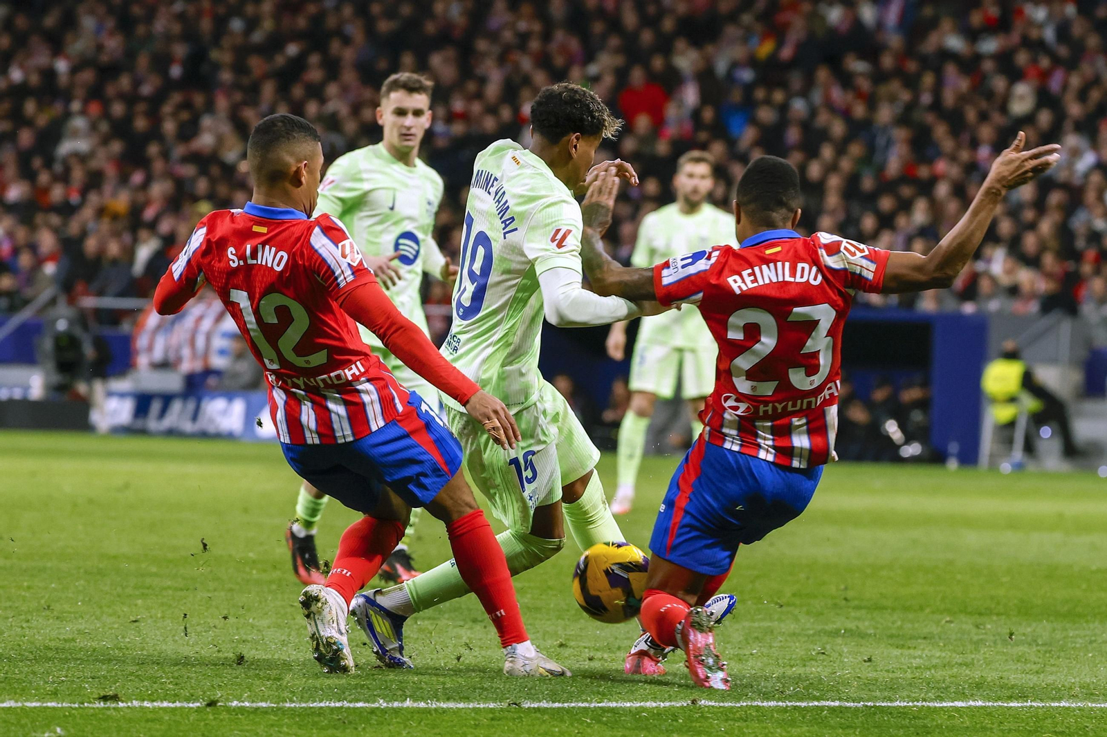 Las fotos de la remontada en el Atlético - Barcelona