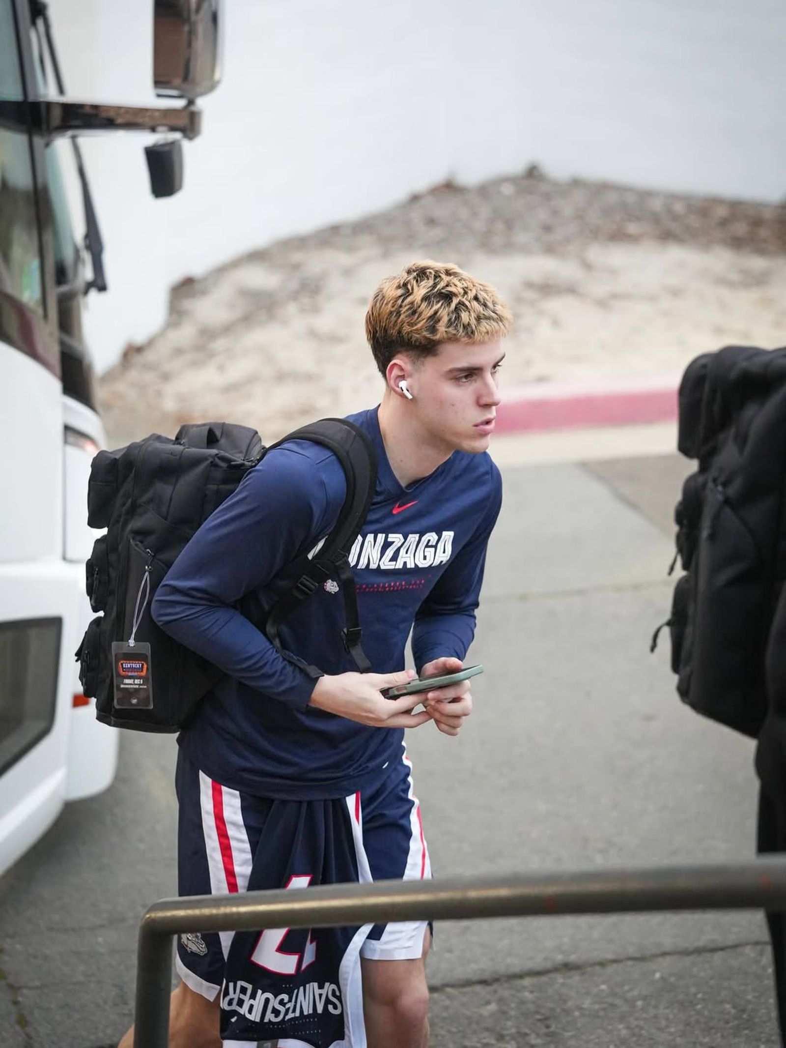 Mario Saint-Supéry.