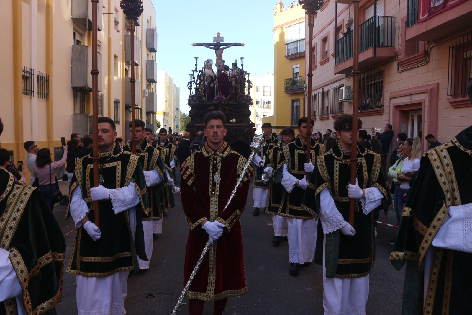 Las imágenes del Miércoles Santo en Puerto Real: Hermandad de la Vera-Cruz