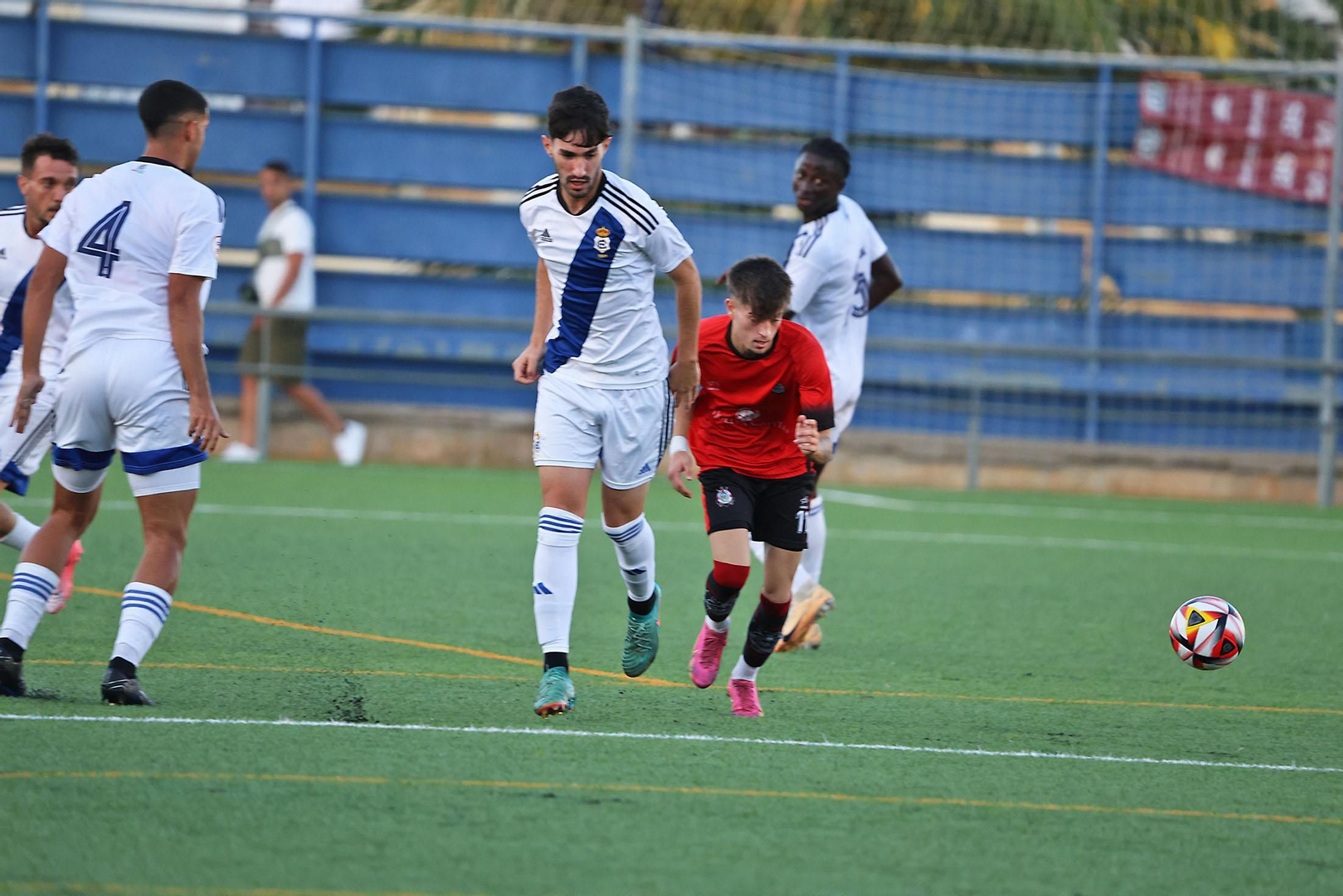 Imágenes del amistoso entre el CD Punta Umbría y el Recreativo de Huelva