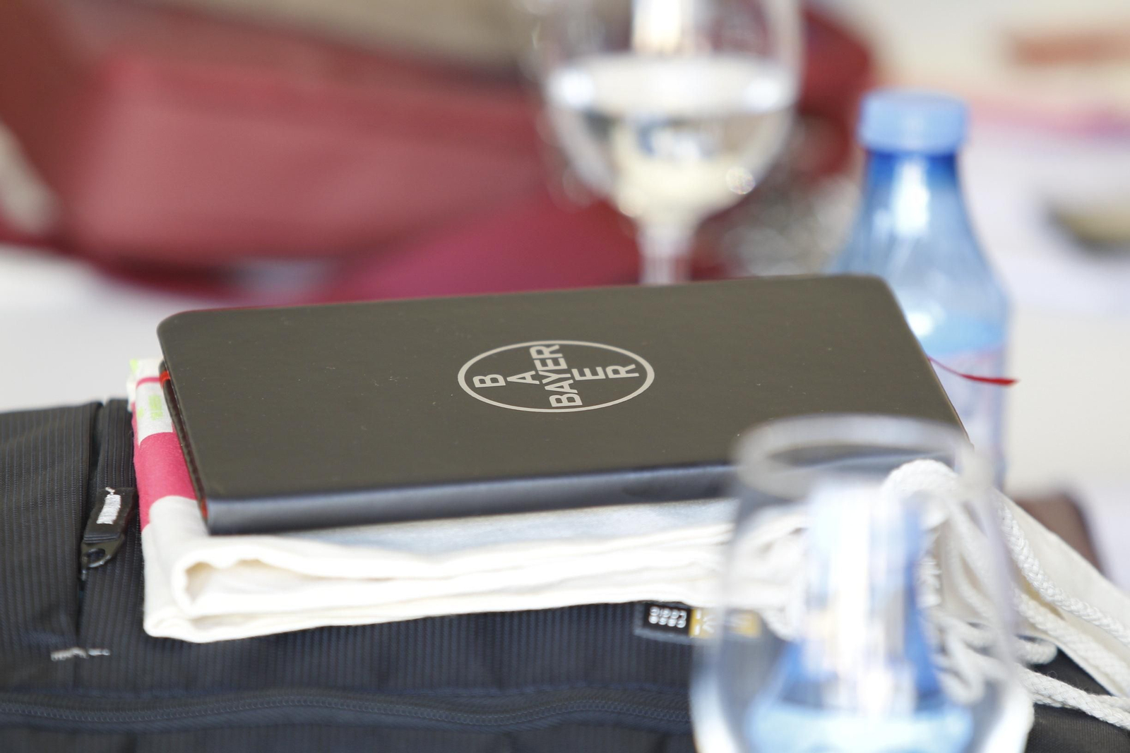 Fotogalería presentación resultados Bayer