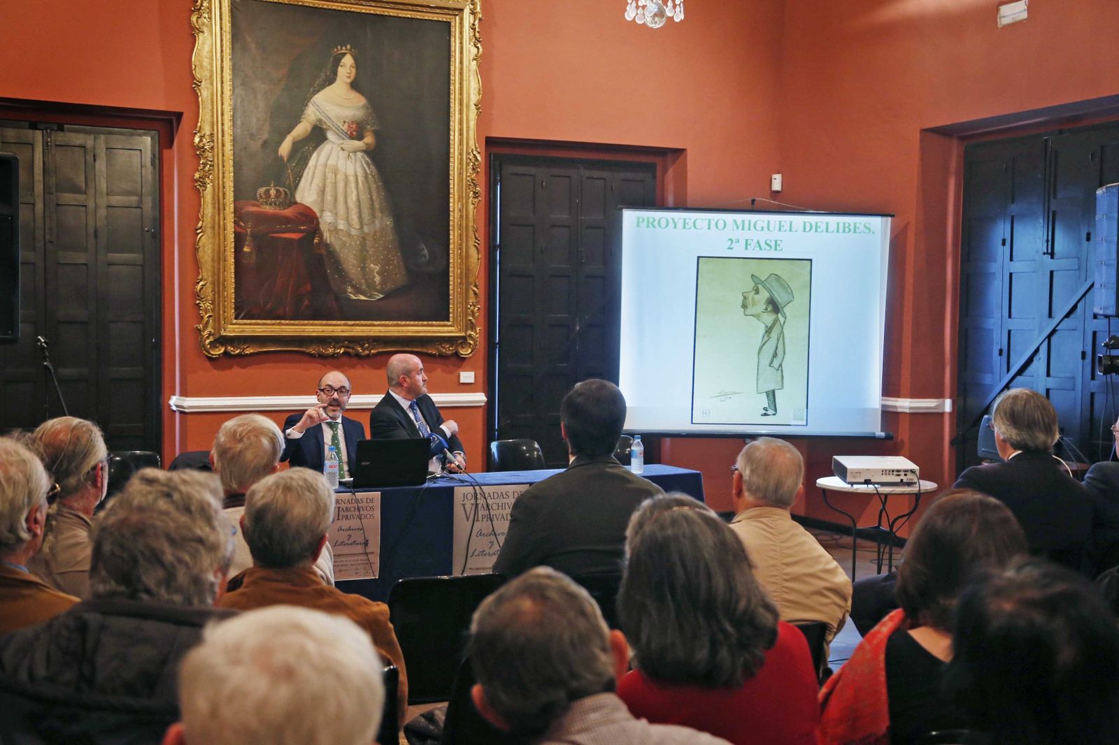 El director de la Fundación Miguel Delibes, Javier Ortega Álvarez, y el coordinador de la Jornadas, Manuel Barea, ayer en la inauguración.