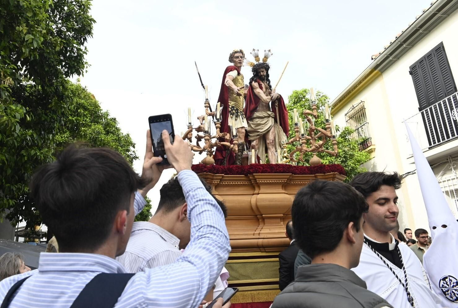 La procesión de la Presentación al Pueblo de Córdoba, en imágenes