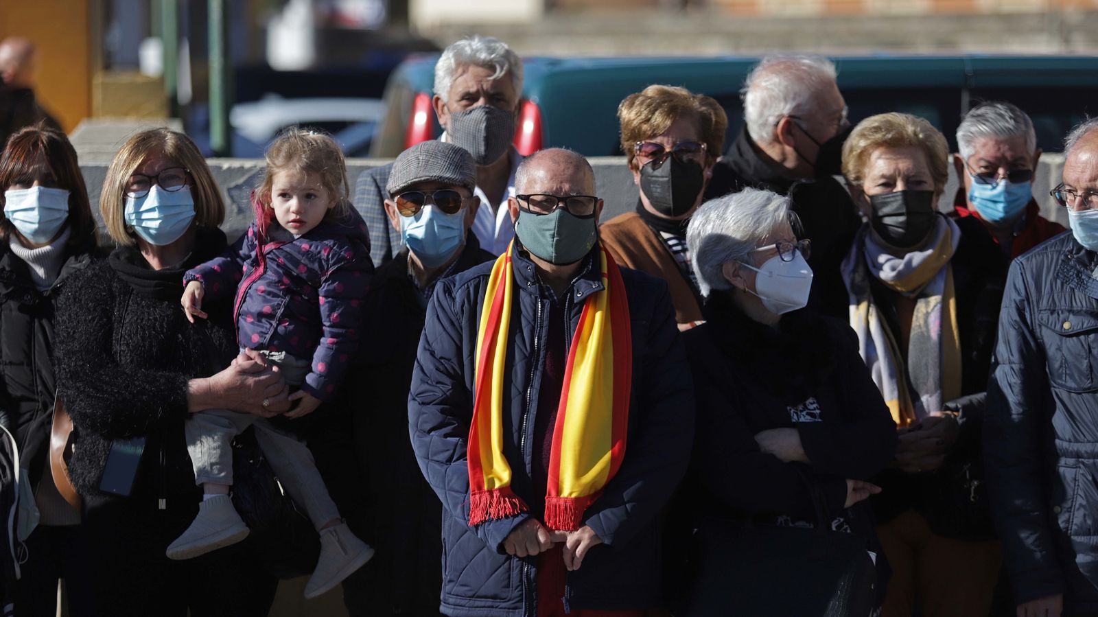 Fotos del izado de la bandera de España en La Línea