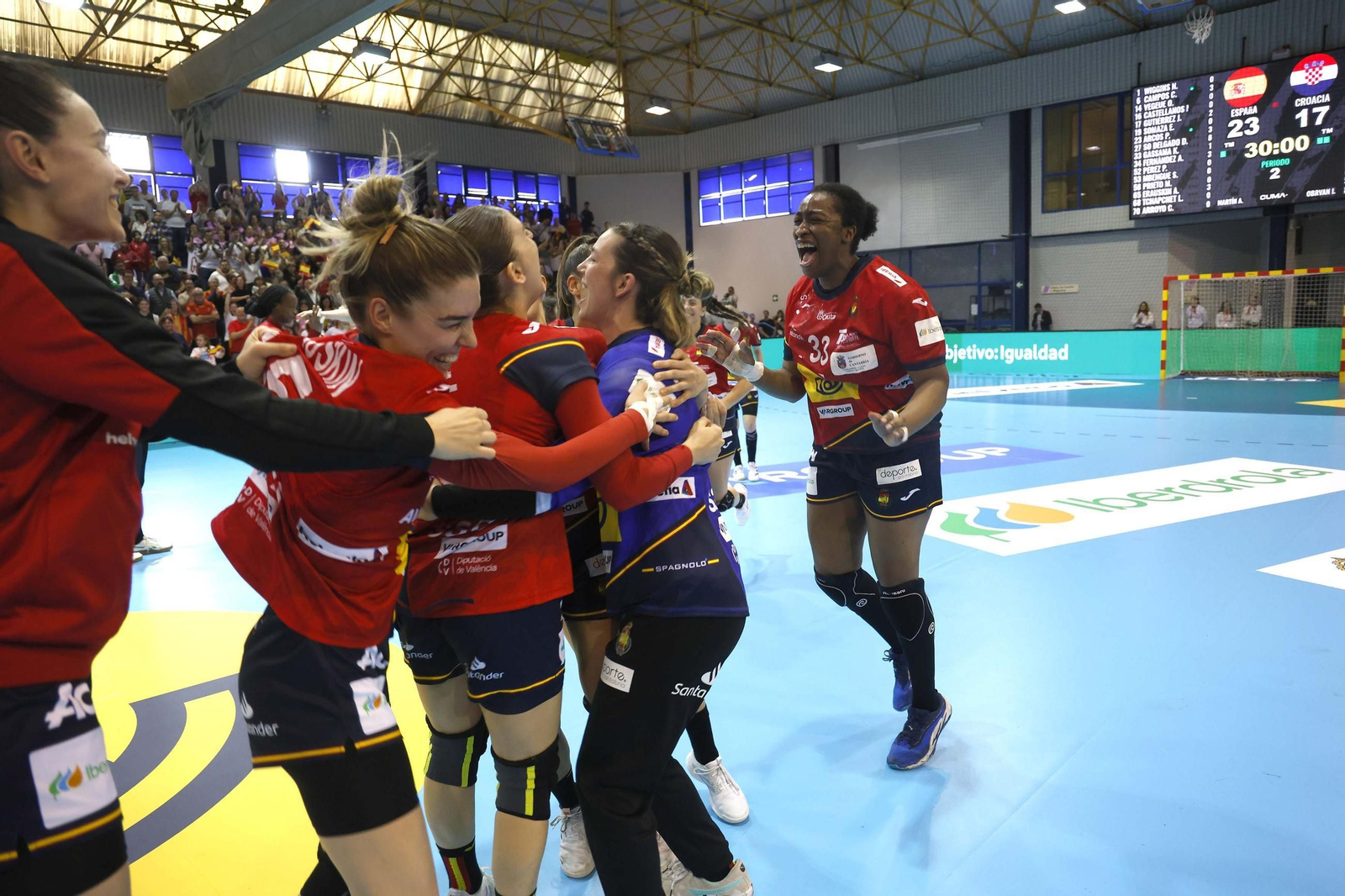 Las fotos del España Croacia de clasificación para el Mundial femenino de balonmano, en Algeciras