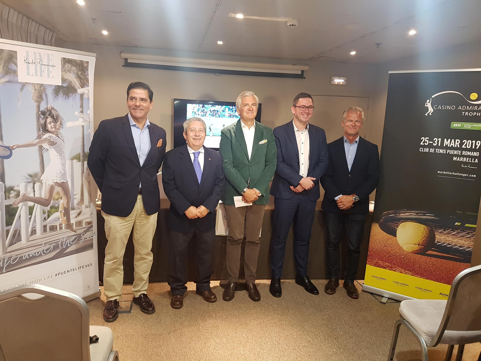 Presentación trofeo Casino Admiral Trophy ATP Challenger