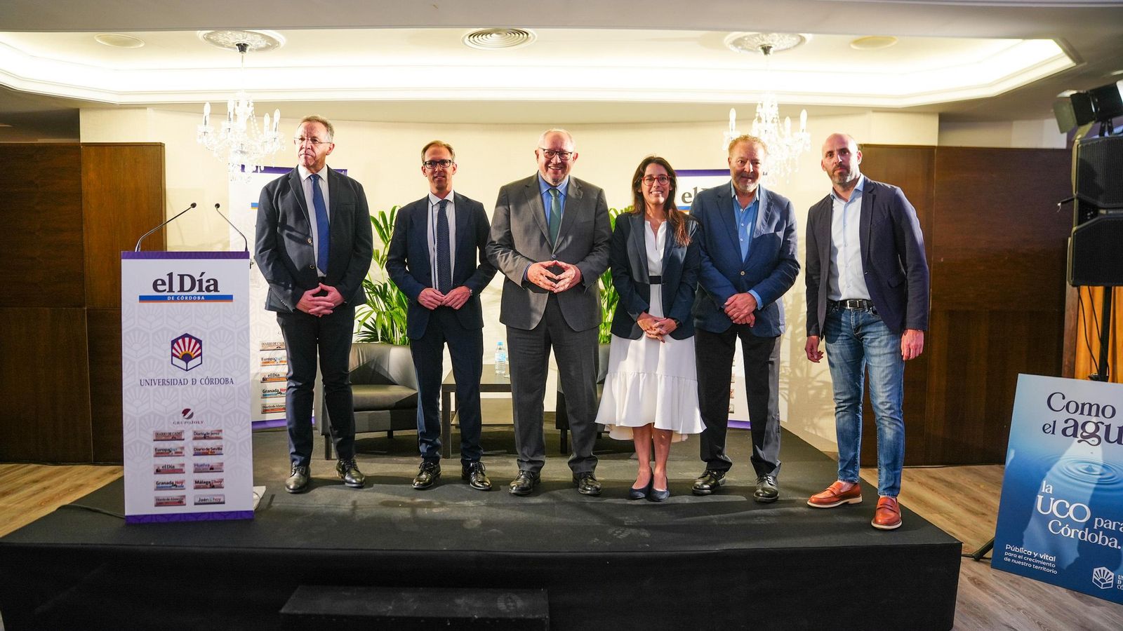 Eulalio Fernández, Santiago Cabello, Manuel Torralbo, Raquel Montenegro, José Manuel Santiago y Eduardo Lucena. Eulalio Fernández, Santiago Cabello, Manuel Torralbo, Raquel Montenegro, José Manuel Santiago y Eduardo Lucena.