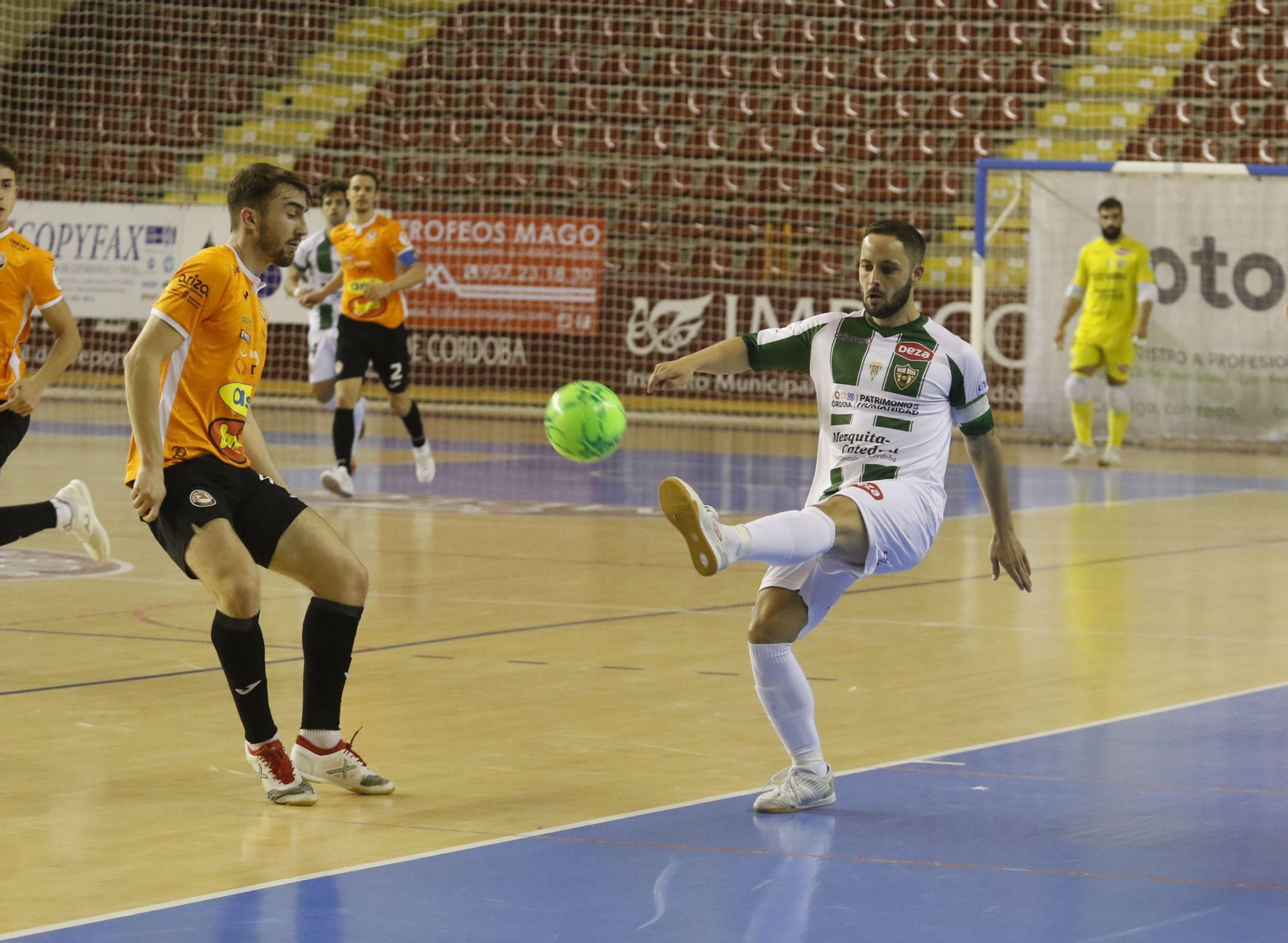 Manu Leal durante su etapa en el Córdoba Futsal.