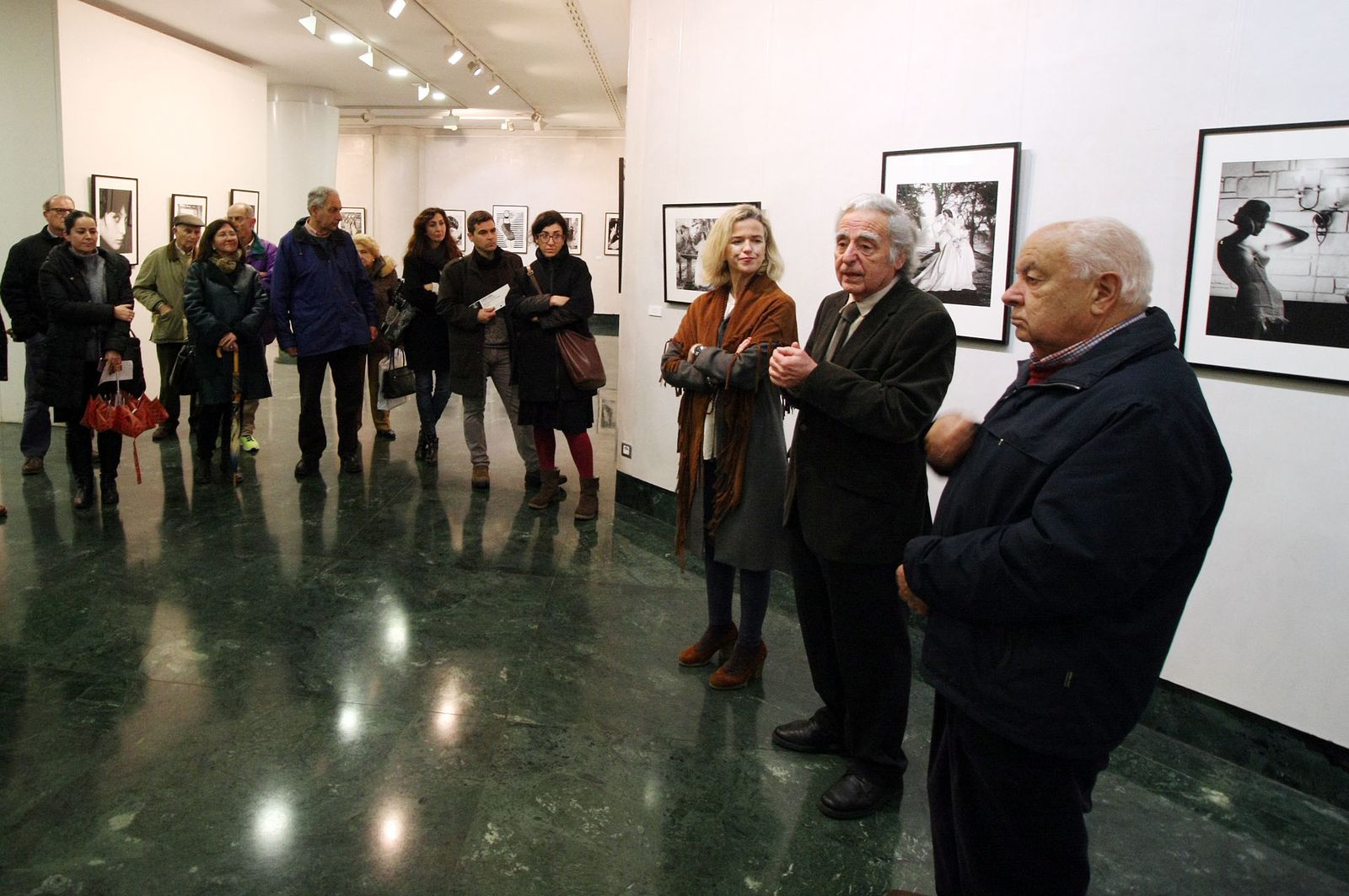 Latitudes. Exposiciones de Alberto Korda y de Pedro Luis Raota