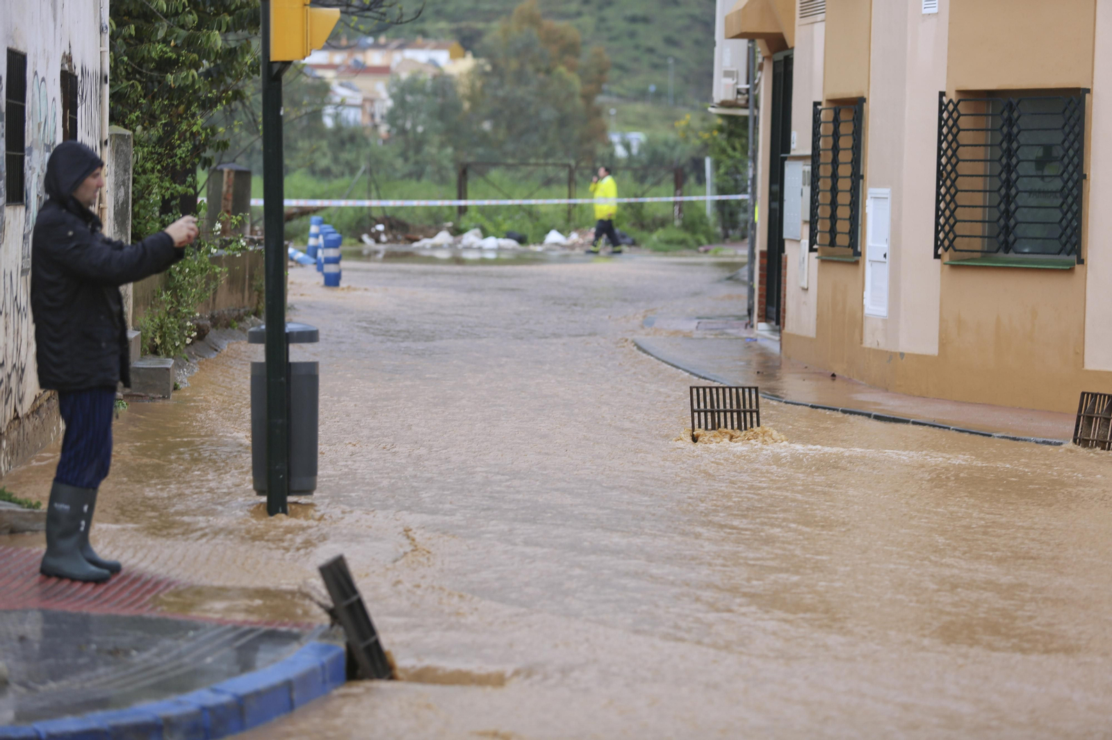 Campanillas anegada tras las lluvias, en fotos