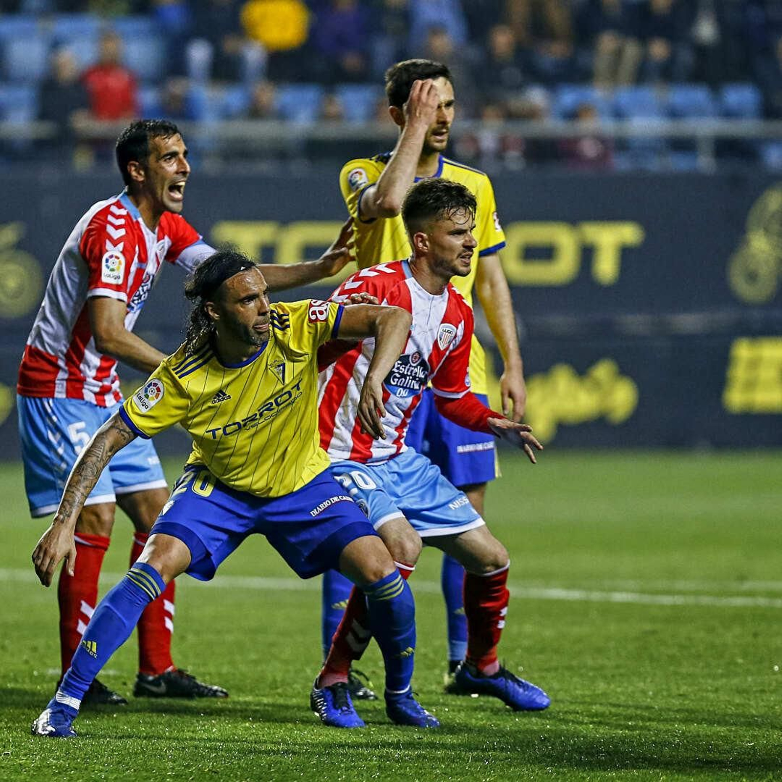 Imágenes del partido de fútbol Cádiz CF - CD Lugo