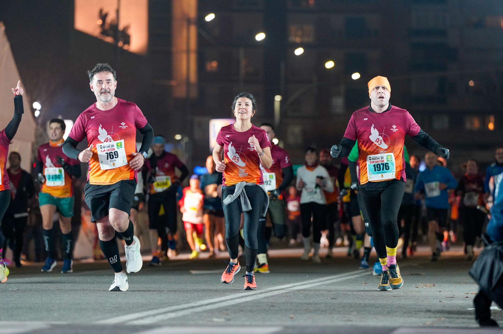 En imágenes: búscate en tu llegada a meta de la Carrera de San Antón 2026 (15)