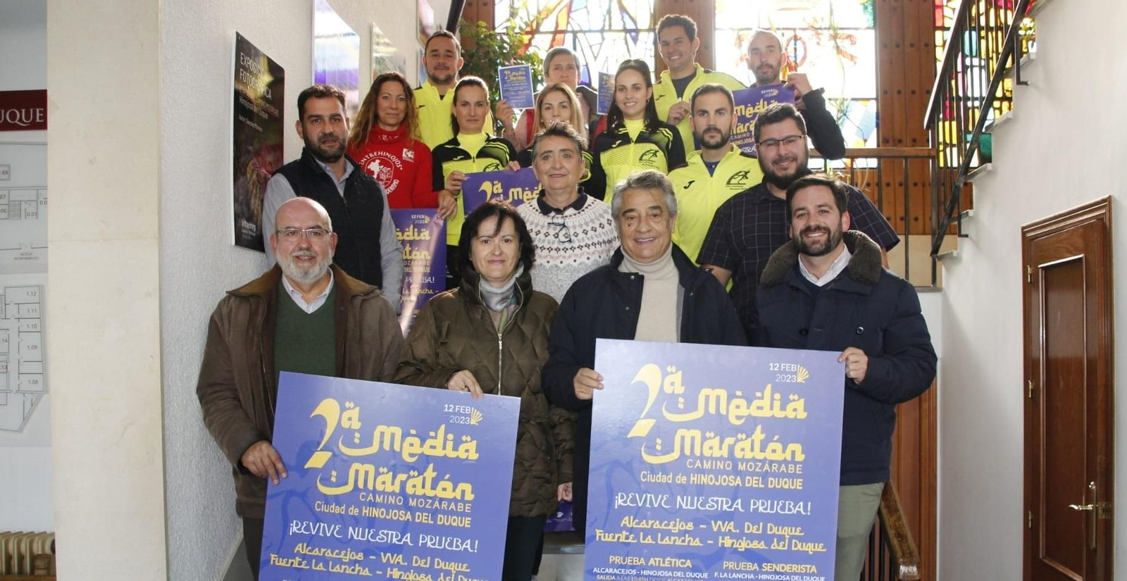 Las autoridades, durante la presentación de la prueba.