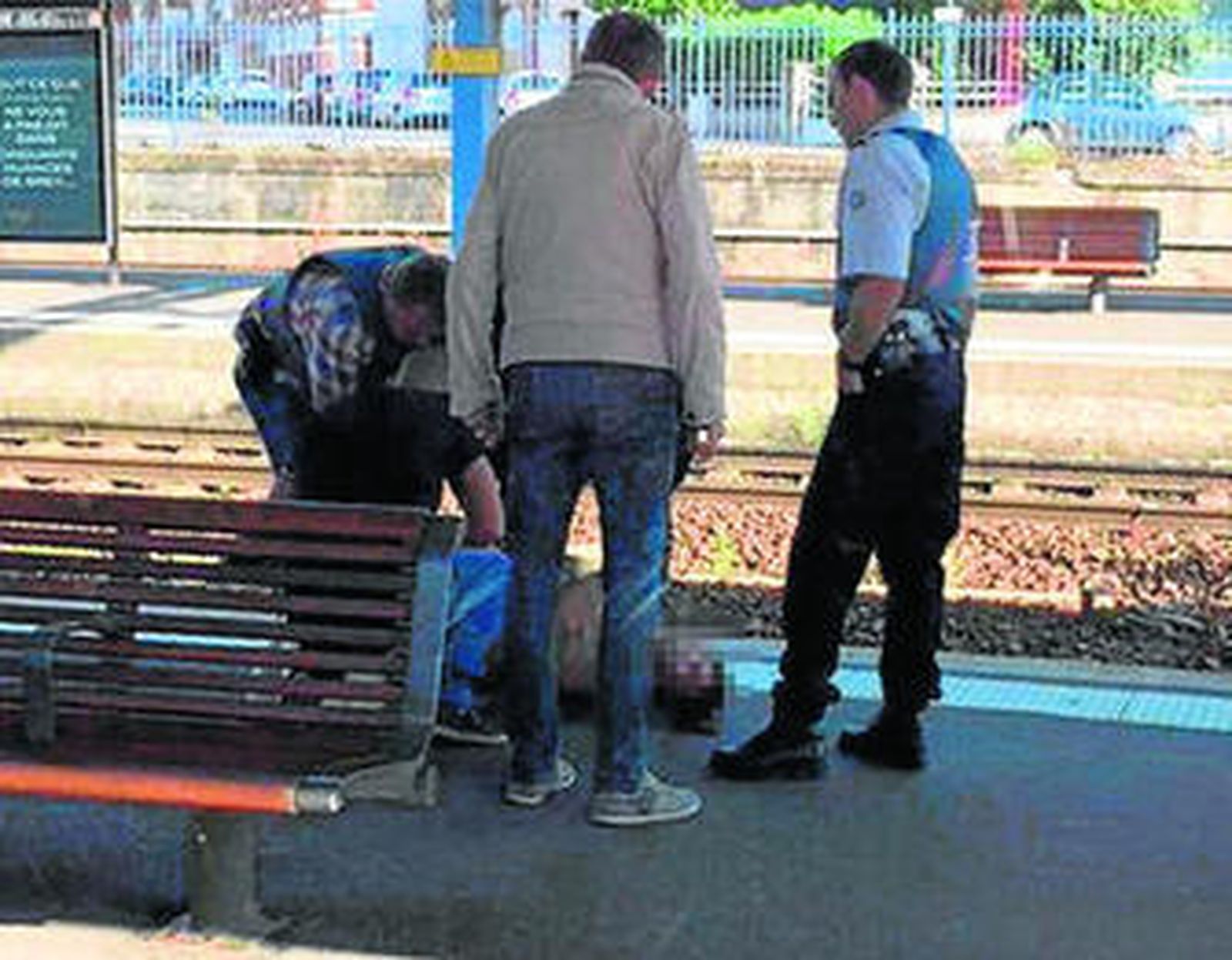 El autor de los disparos, reducido en la estación de la localidad francesa de Arras.