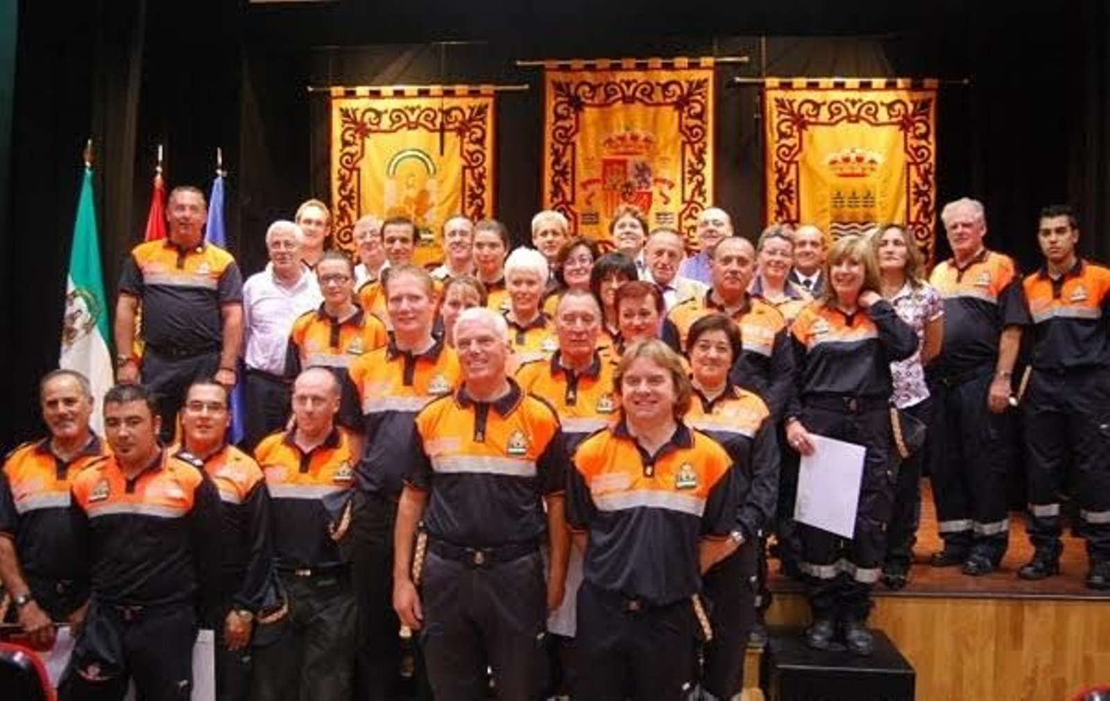 Antiguos voluntarios de Protección Civil de Albox.