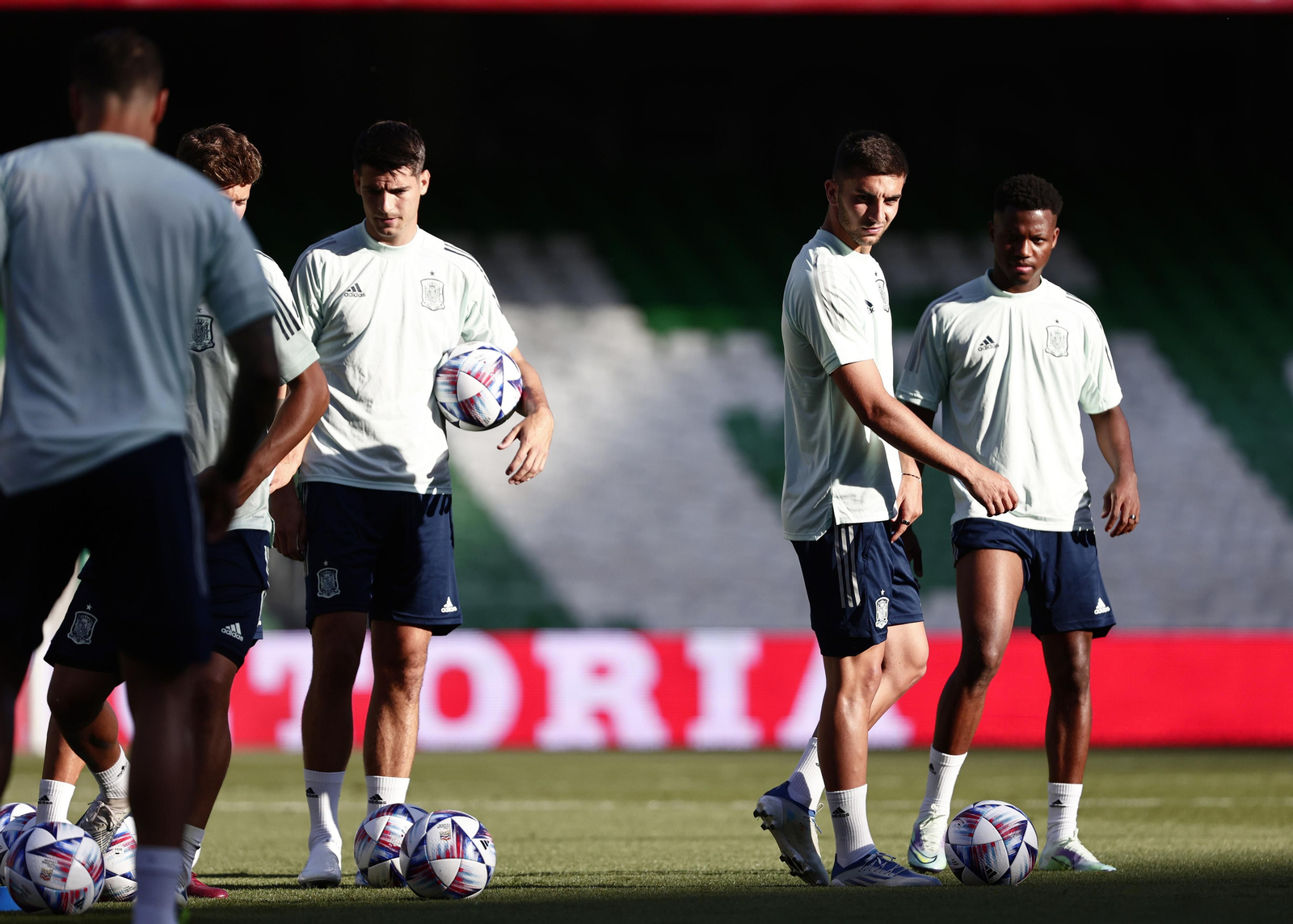 Las imágenes de la selección española en Sevilla