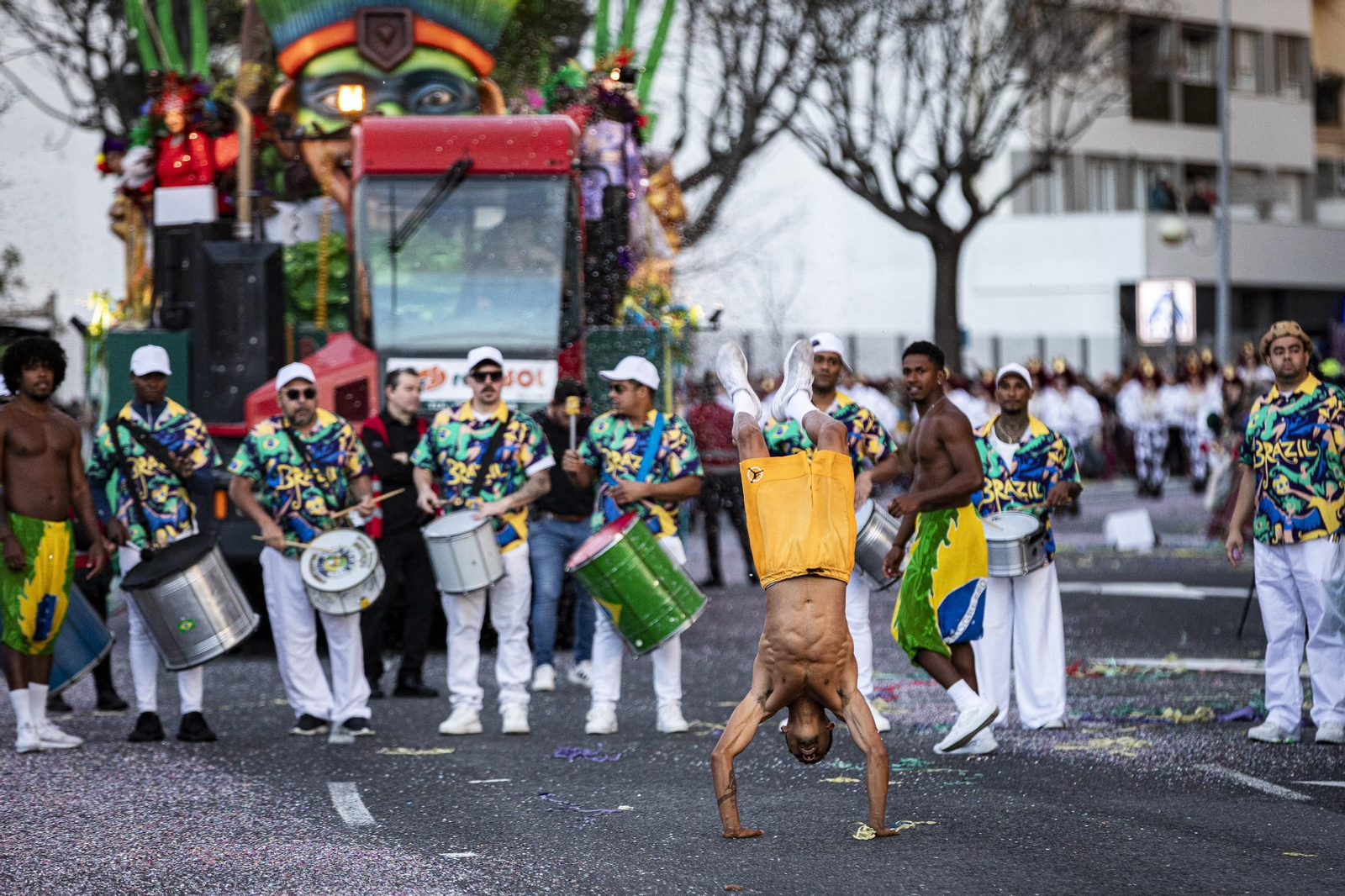 Búscate entre las mejores imágenes de la Cabalgata Magna