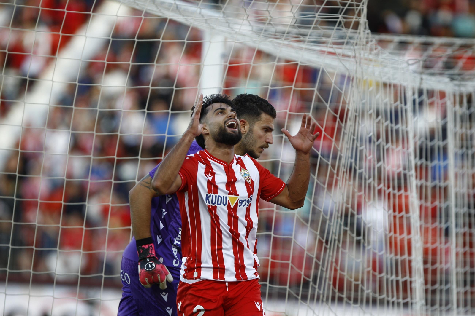 El partido U.D. Almería-Cádiz C.F. en imágenes