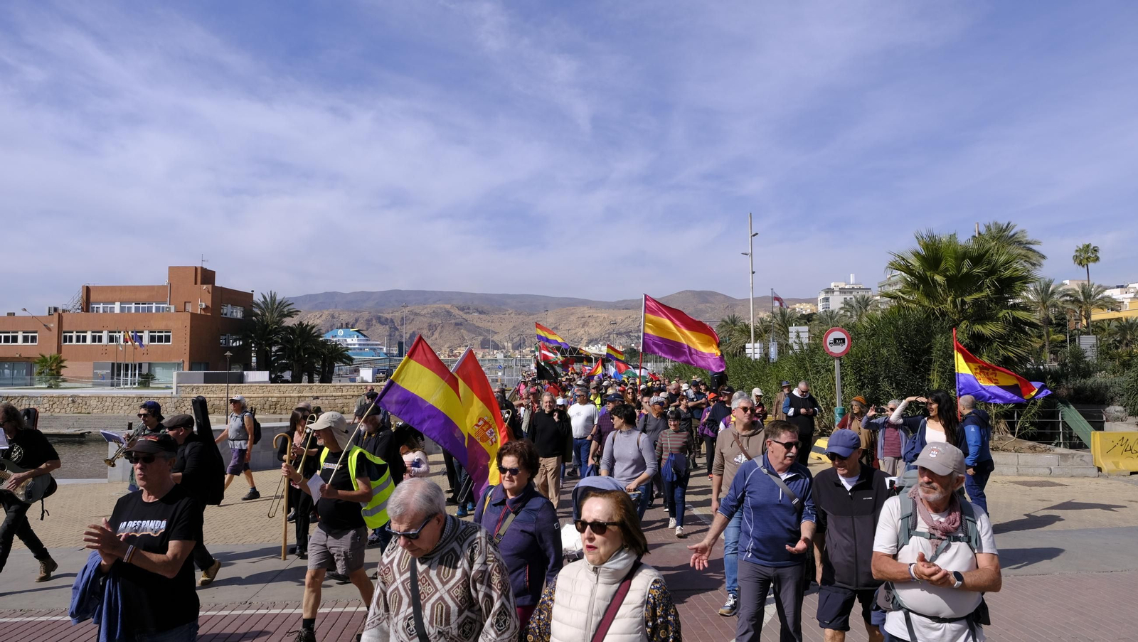 La Marcha de la Desbandá, en imágenes