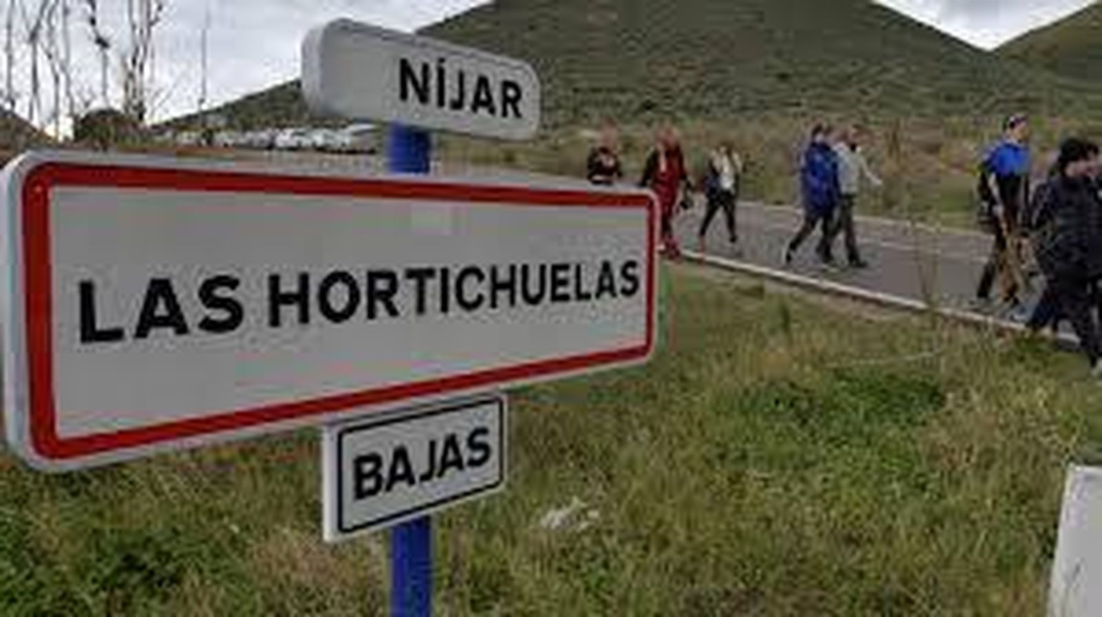 El enclave vecinal de Níjar más esencial donde se separa el grano de la paja