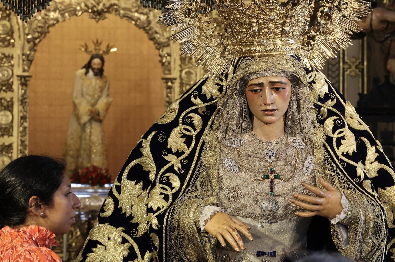 Besamanos de la Virgen de la Amargura