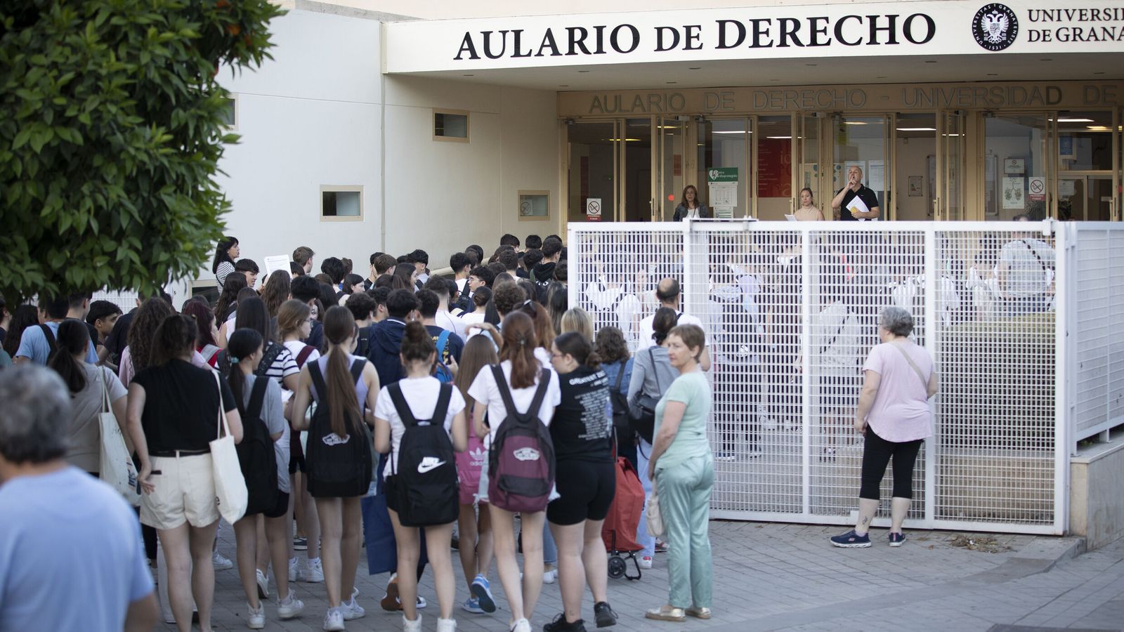Imagen de archivo del Aulario de la Facultad de Derecho de la UGR