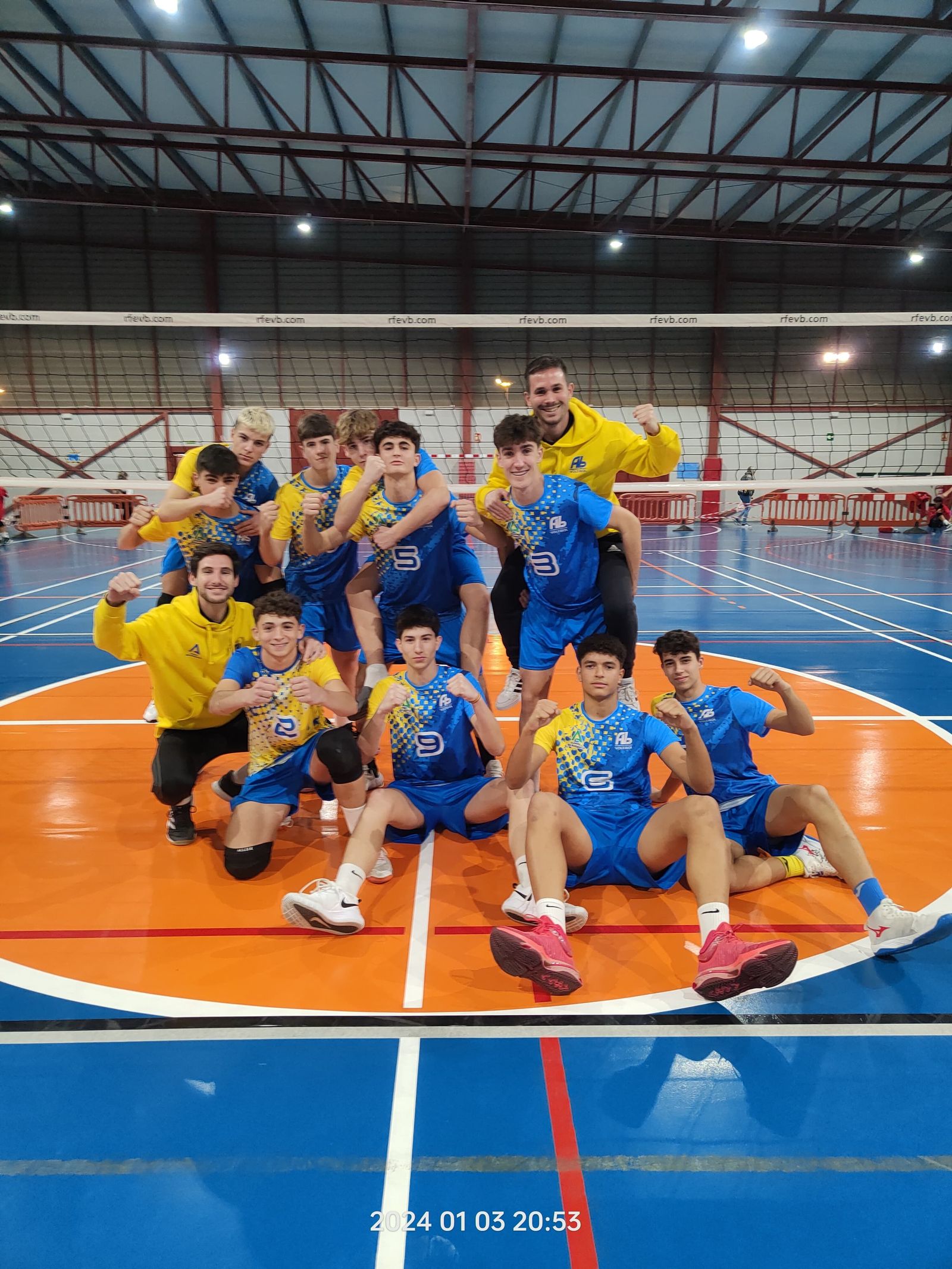 La selección gaditana cadete de voleibol, campeona de Andalucía