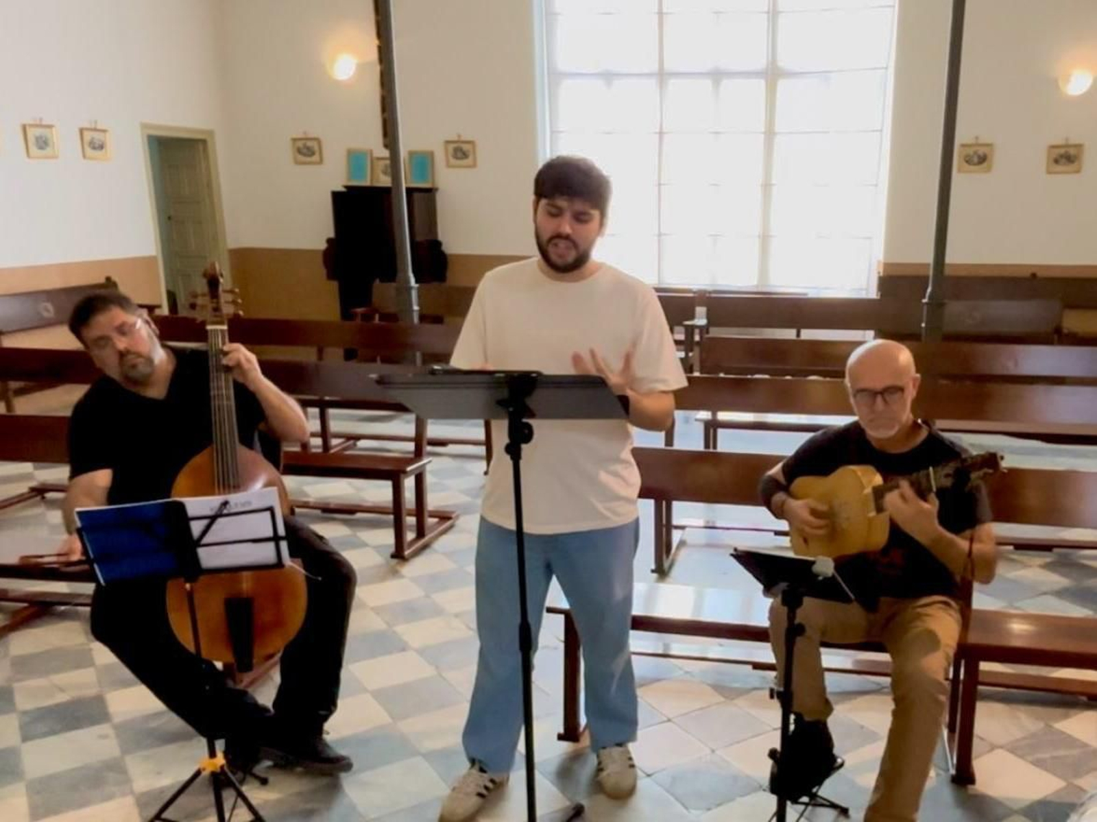 Un momento de los ensayos del concierto.