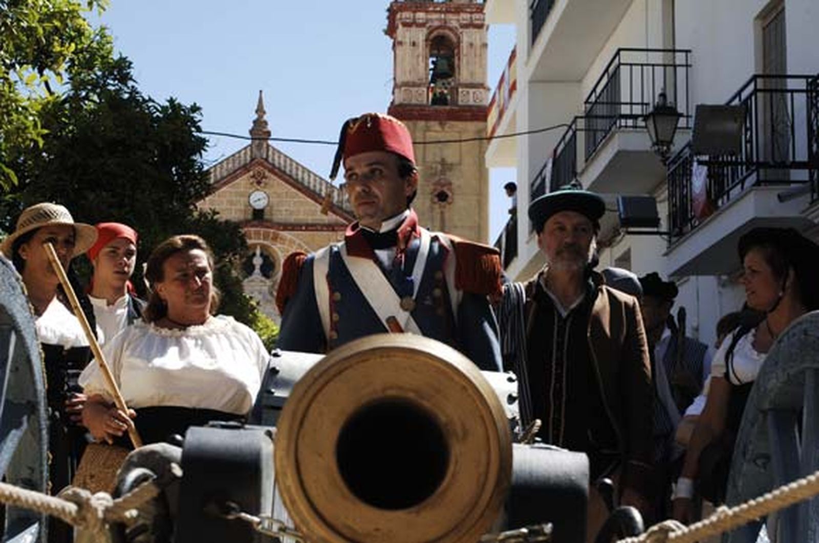 La localidad celebra por todo lo alto y hasta la bandera el bicentenario contra los franceses, nombrando alcalde de las fiestas al ex ministro Manuel Pimentel

Foto: Ramon Aguilar