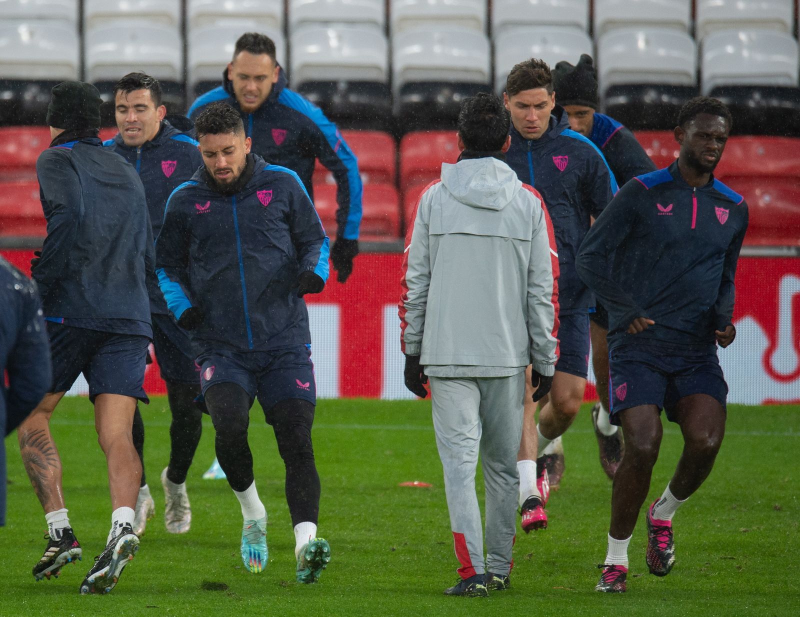 Las fotos previas al Manchester United - Sevilla