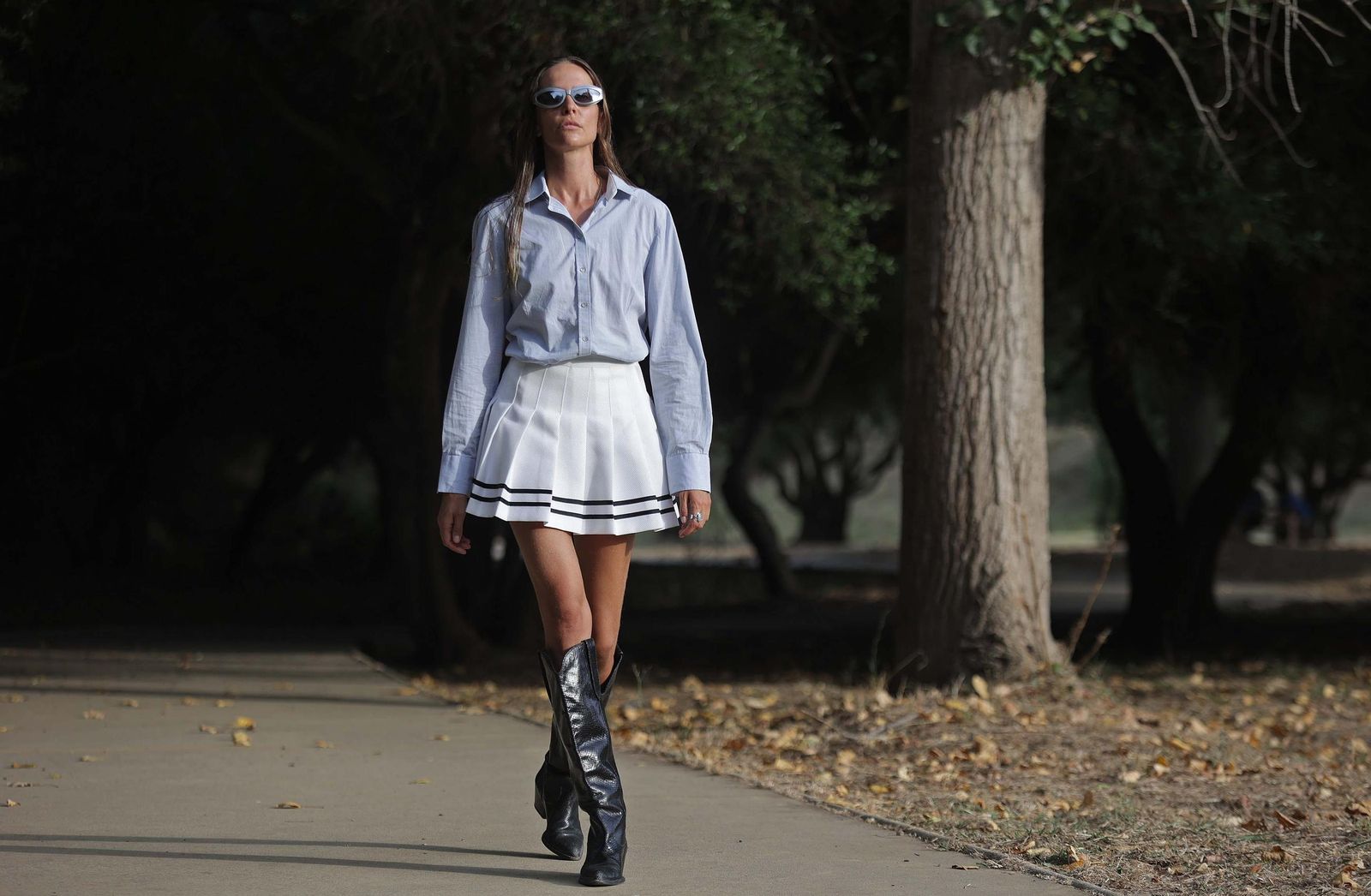 Fotos de Brisa Fenoy en la zona de Getares en Algeciras