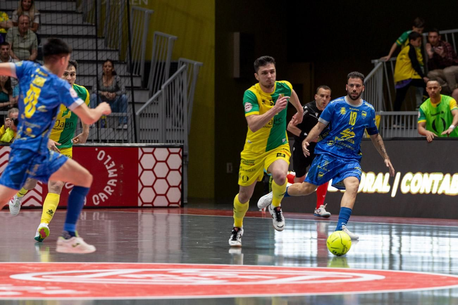 Las mejores imágenes del triunfo in extremis del Jaén Paraíso Interior FS sobre Servigroup Peñíscola