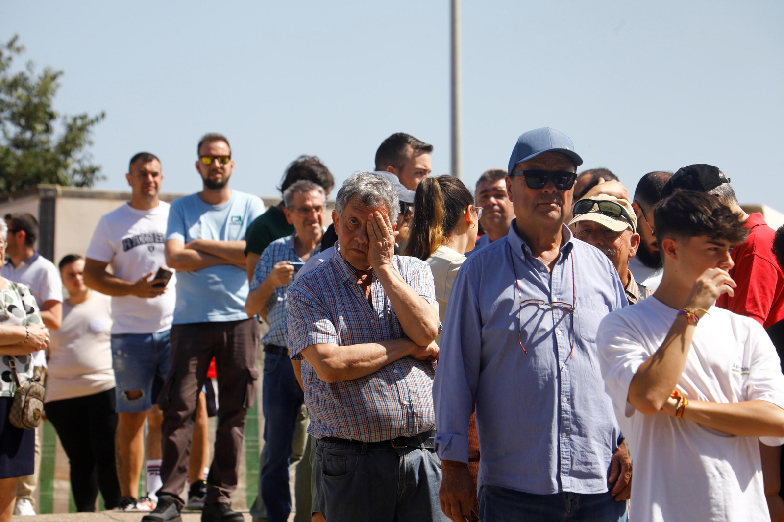 Colas en El Arcángel para hacerse con las entradas de los partidos del Córdoba CF ante la Ponferradina