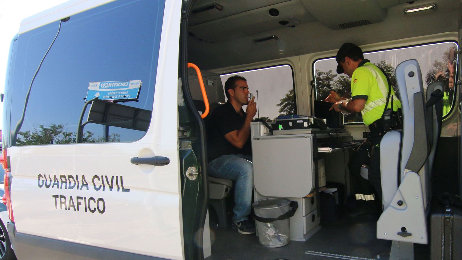 Uno de los test de drogas que se realizan a través de la saliva en unidades móviles