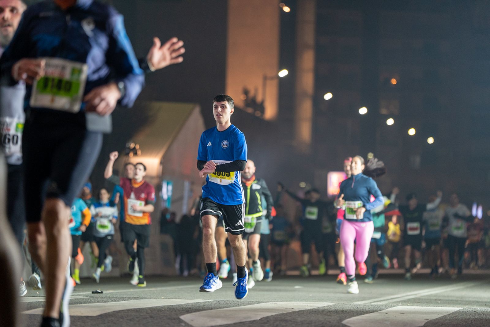 En imágenes: búscate en tu llegada a meta de la Carrera de San Antón 2026 (7)