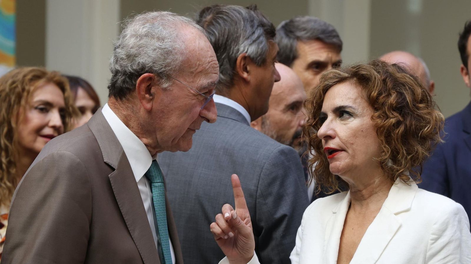 María Jesús Montero junto al alcalde de Málaga Francisco de la Torre María Jesús Montero junto al alcalde de Málaga Francisco de la Torre